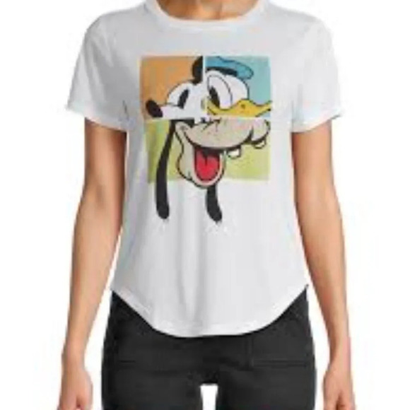 Disney Juniors'‎ Mickey and Friends Scoop Neck T-Shirt - Picture 1 of 4